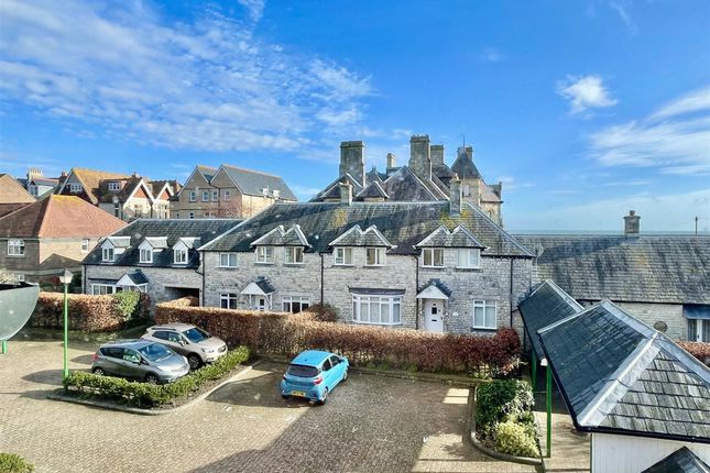 15 Stanton Court Melcombe Avenue, Weymouth photo 3