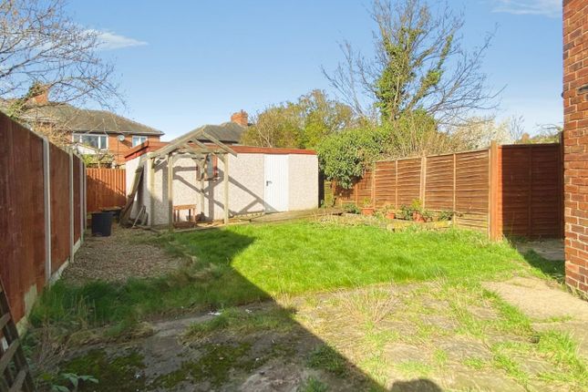 2-bed house on 21, The Crescent, Rotherham, £130,000
