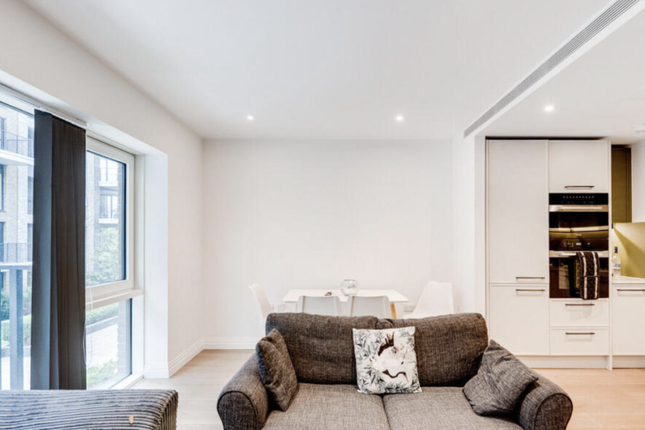 5 Lockgate Road, LONDON photo 5