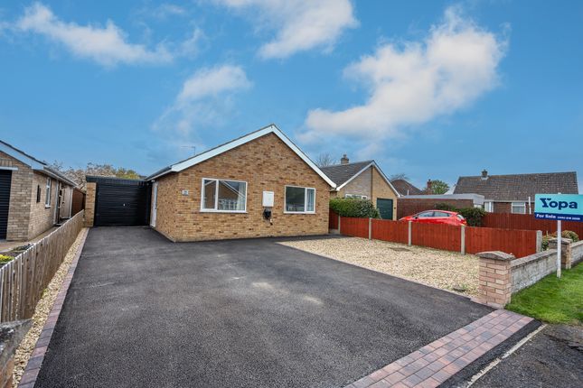 Thumbnail Detached bungalow for sale in Mayfield Crescent, Middle Rasen, Market Rasen