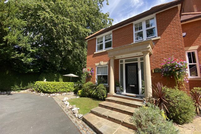 Town house for sale in Bradgate Road, Altrincham