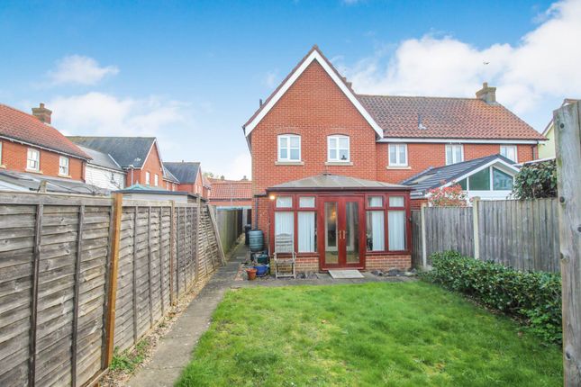 End terrace house for sale in Freshwater Crescent, Heybridge