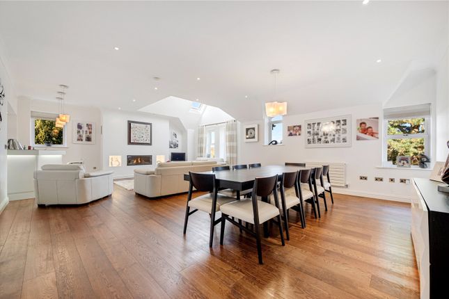 Flat for sale in Apartment 17, Park Avenue, Roundhay, Leeds, West Yorkshire