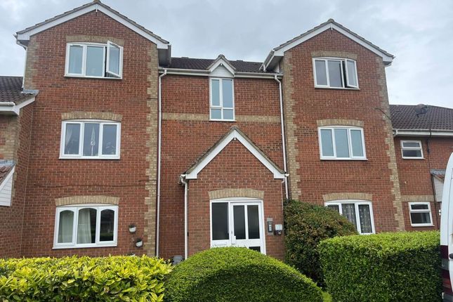 Thumbnail Flat to rent in Great Meadow Road, Bradley Stoke, Bristol