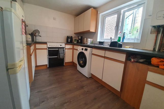 25, Ennis Road, London photo 3