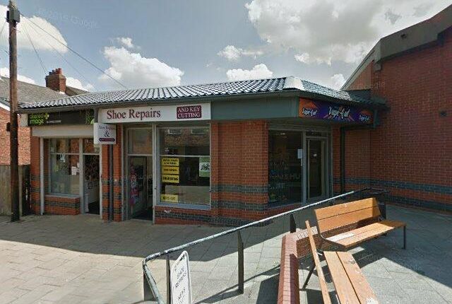 Retail premises to let in Granville Street, Runcorn