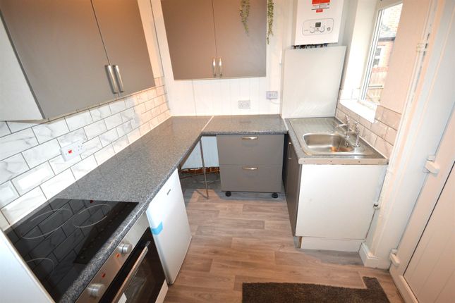 Terraced house to rent in Caistor Street, Stockport