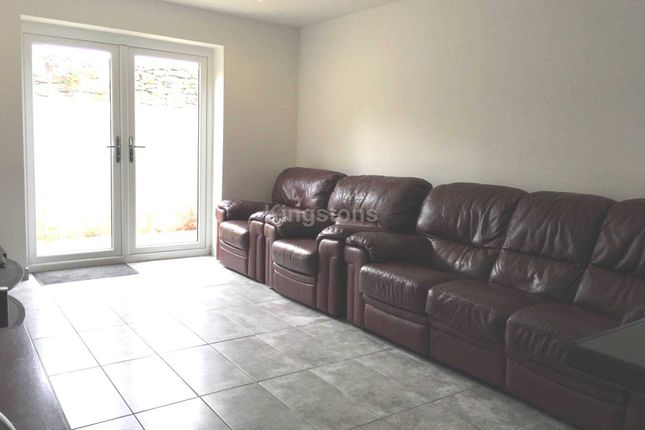 108, Maindy Road, Cardiff photo 4
