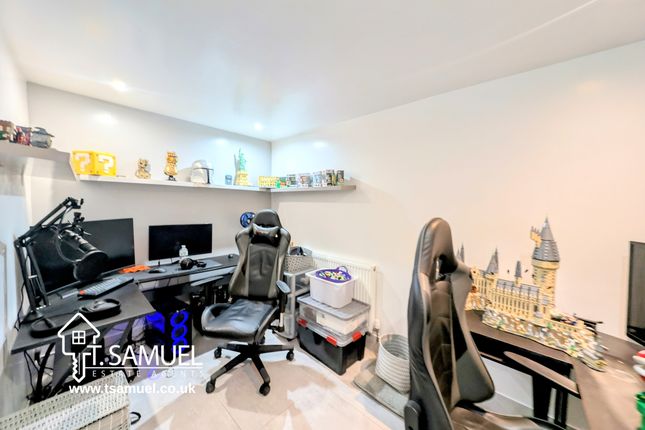 Lower Ground Room~2