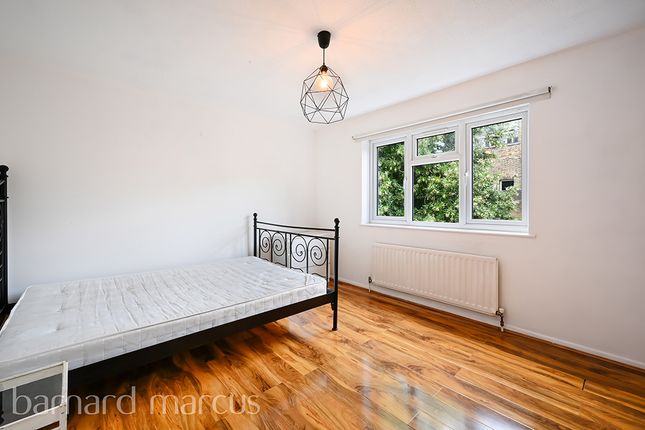 Thumbnail Property to rent in Stockwell Park Road, London