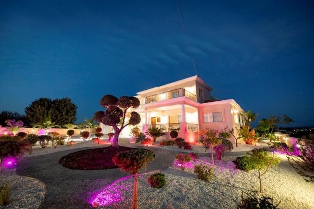 Villa for sale in Anarita, Pafos, Cyprus