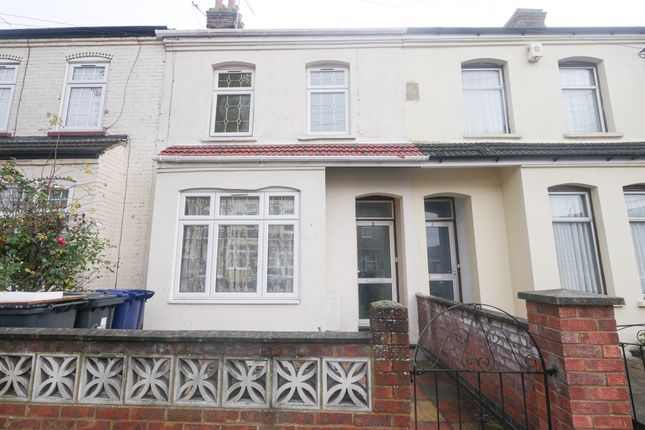 Thumbnail Terraced house for sale in Mount Avenue, Southall
