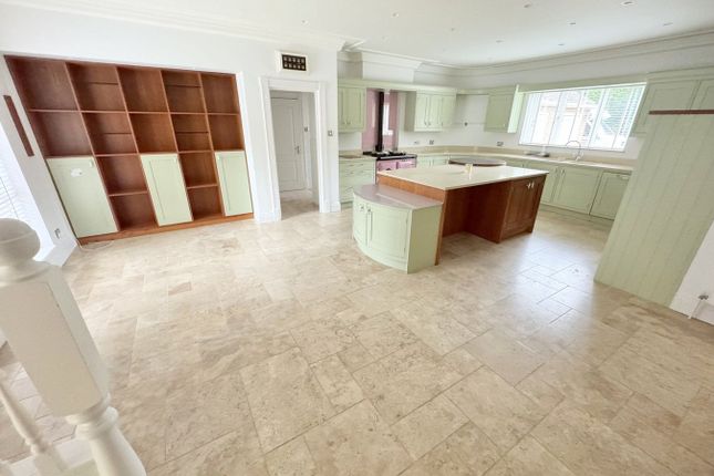 Kitchen/Breakfast/Day Room