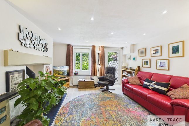 13, Edgcumbe Road, Lostwithiel photo 3
