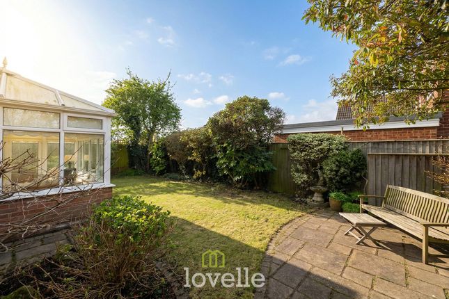 34 Hardys Road, Cleethorpes photo 4