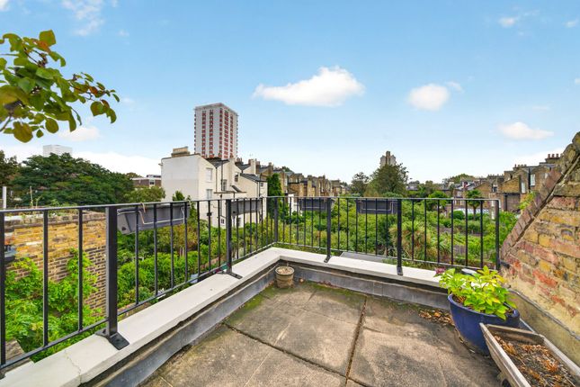 48 Thorne Road, London photo 4