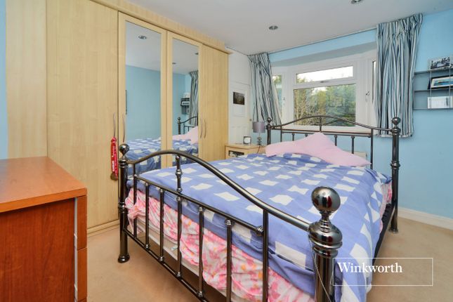 End terrace house for sale in Hartland Way, Morden