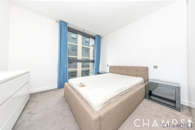 Flat for sale in Catalina House, 4 Canter Way, Goodmans Field
