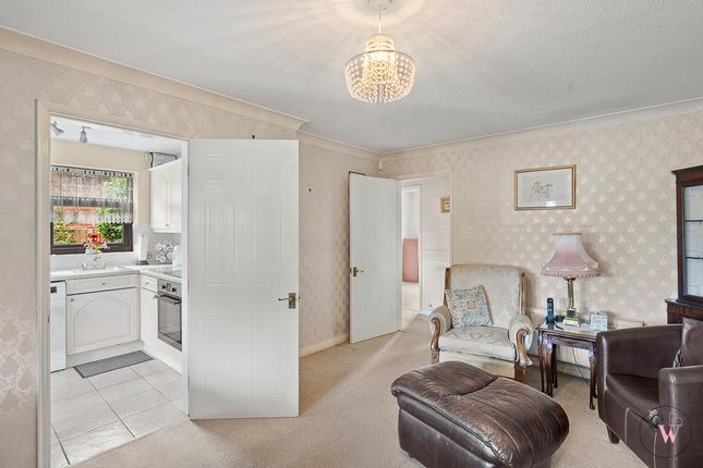 3, Barnbrook Close, Winsford photo 4