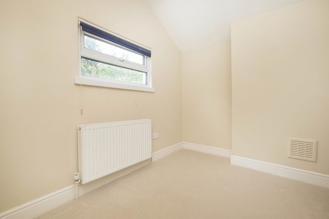 7, Caversham Road, Kingston upon Thames photo 5