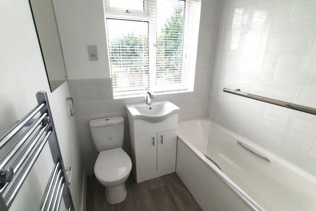Maisonette to rent in Cairn Way, Stanmore