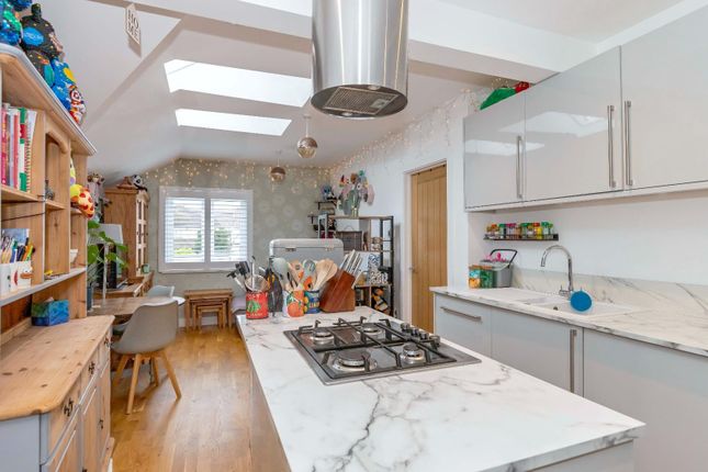 39B, School Road, Steyning photo 2