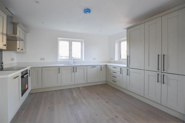 New Build, Park Avenue, Newmarket photo 2
