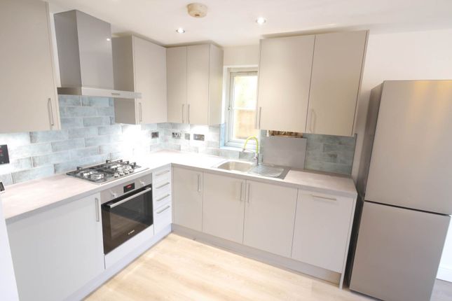 3 Longmead House, St Albans Road West, Hatfield photo 4