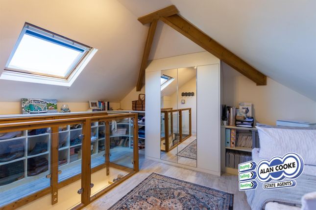 5, High Moor Grove, Leeds photo 3