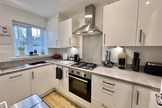 15, Legion Way, Blandford Forum photo 2