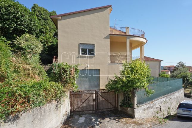 Duplex for sale in Via Delle Ville 40, Arcola, La Spezia, Liguria, Italy