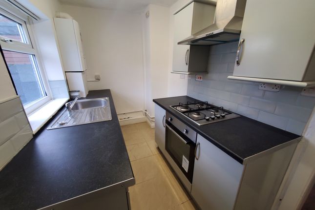 32, Byron Street, Sunderland photo 5