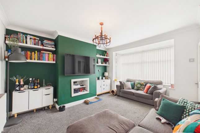 97 Penshurst Avenue, Hessle, East Riding of Yorkshire photo 2