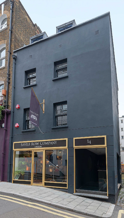 Office to let in Coach And Horses Yard, London