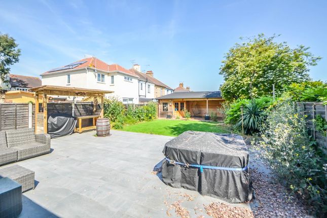 Bungalow for sale in North Avenue, Southend-On-Sea