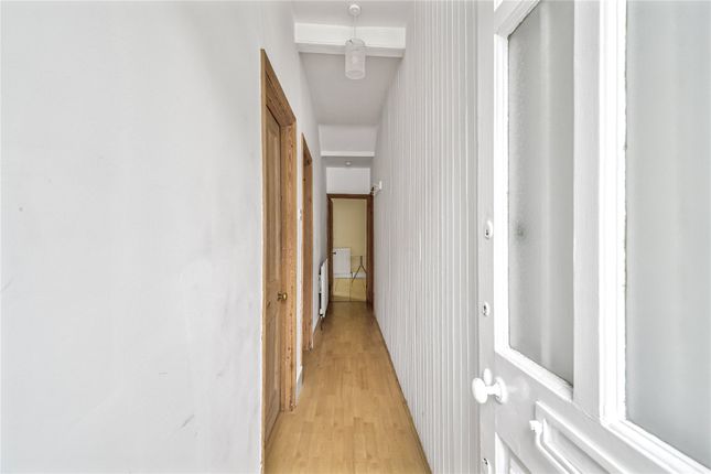 25, Goldsboro Road, London photo 4