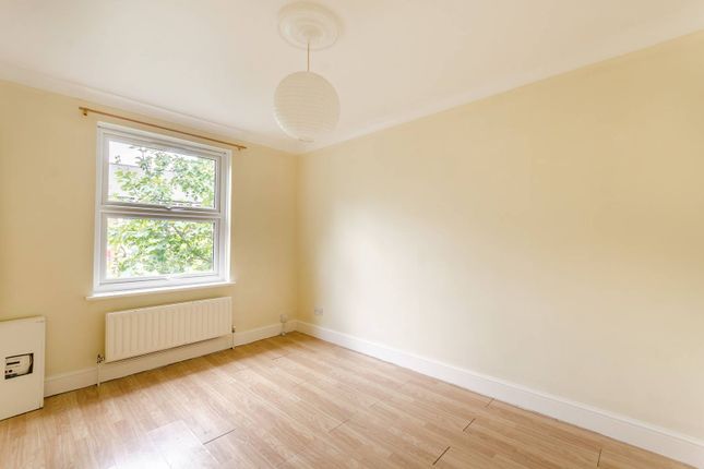 Thumbnail Flat to rent in Lordship Lane, East Dulwich, London