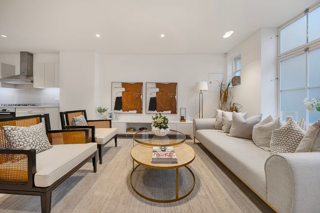 14, Montagu Mews North, London photo 3
