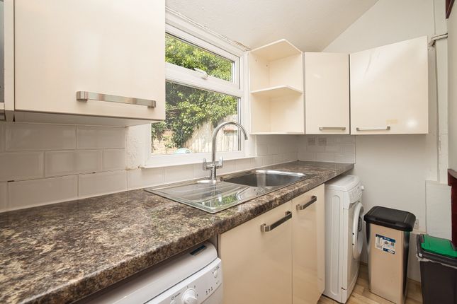 2, Queens Gate Road, Kent photo 4