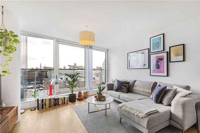 Thumbnail Flat for sale in Basin Approach, London