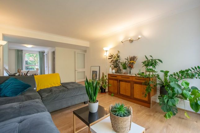 8, Larchfield, Cambridge photo 4