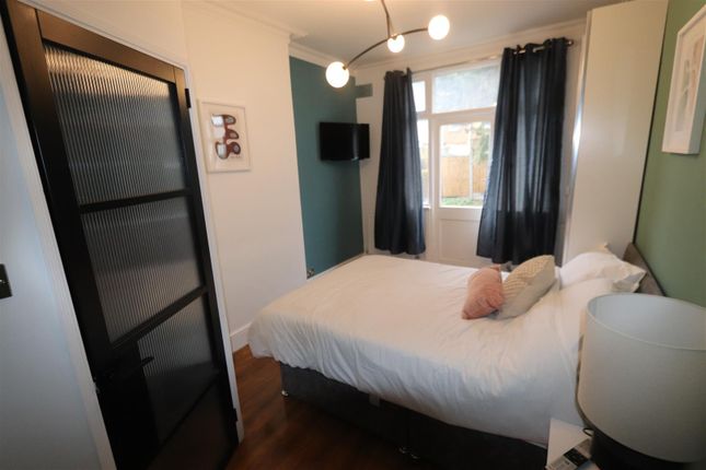 Room 2, , 138, Beedell Avenue, Westcliff On Sea photo 4