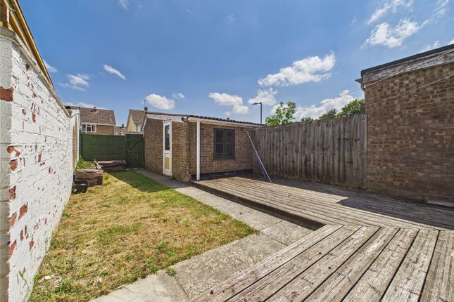 81, Lambert Drive, Sudbury photo 2
