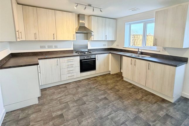 32, Hurdle Crescent, South Yorkshire photo 3