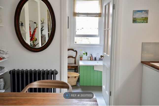 A Carr Road, Walthamstow, London photo 5