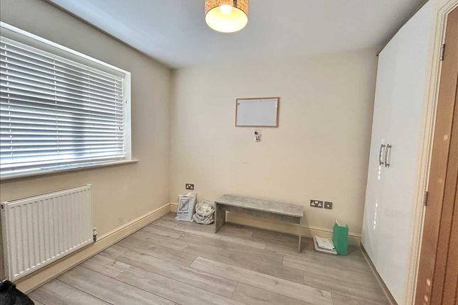 Flat to rent in Dingleside, 2 Cole Valley Road, Birmingham