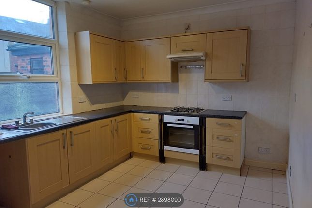 Bolton Road, Radcliffe, Manchester photo 3