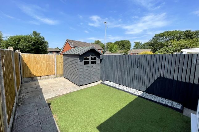21, Severn Close, Biddulph photo 2