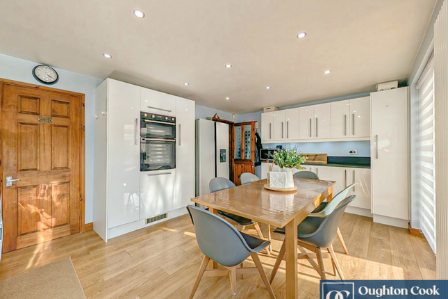 26, Dark Lane, Bedworth photo 4