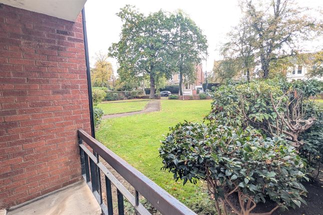 Arlington Avenue, Leamington Spa photo 5